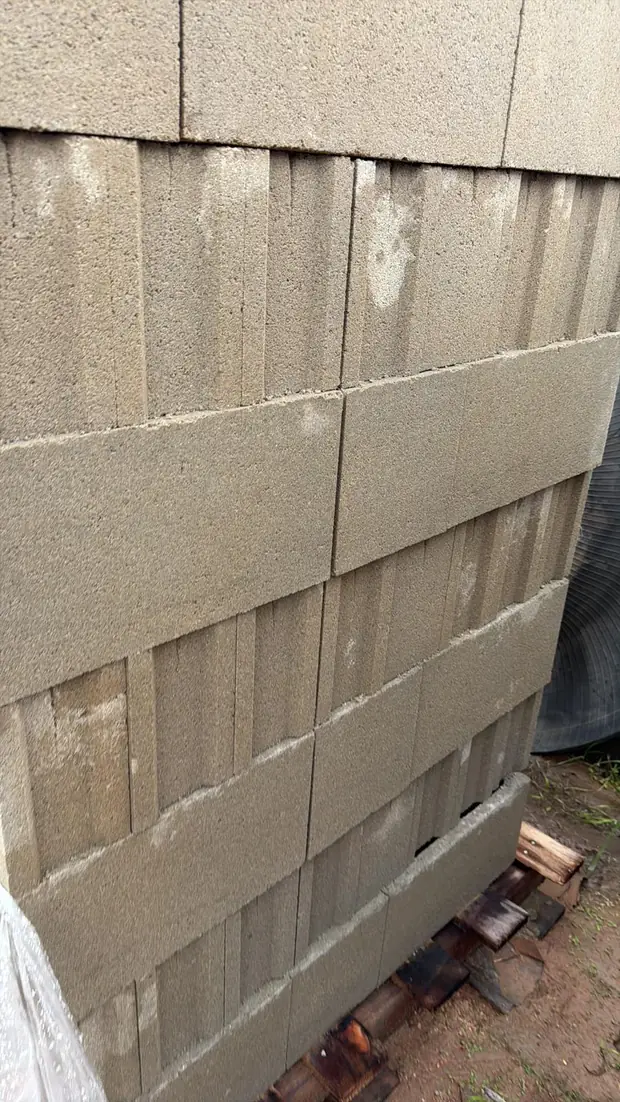 Bloques de hormigón apilados